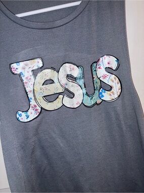 Gray 'Jesus' Floral Applique Tank Top
